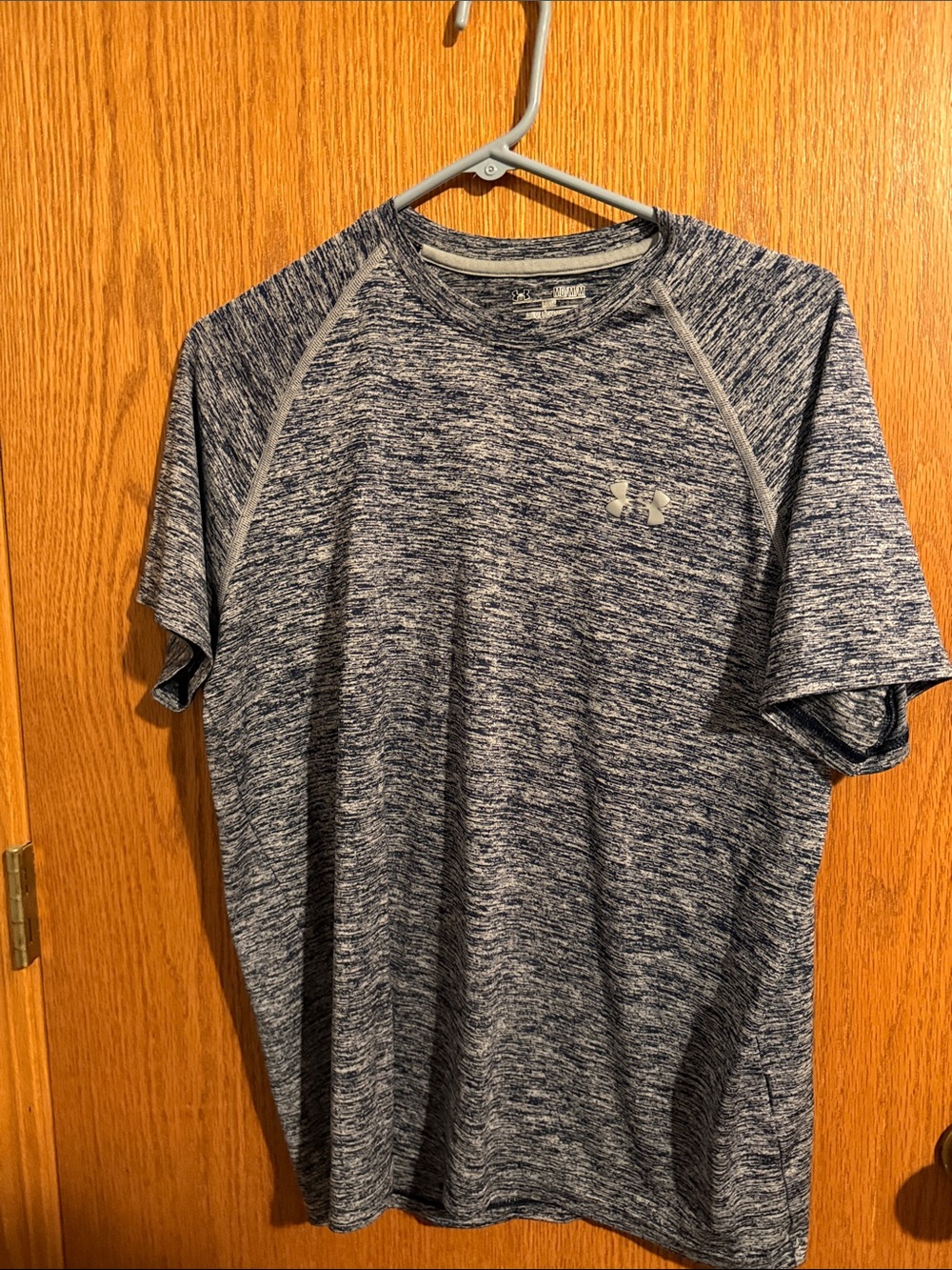 Under Armour Men’s Heathered Navy Short-Sleeve Performance Tee size Medium